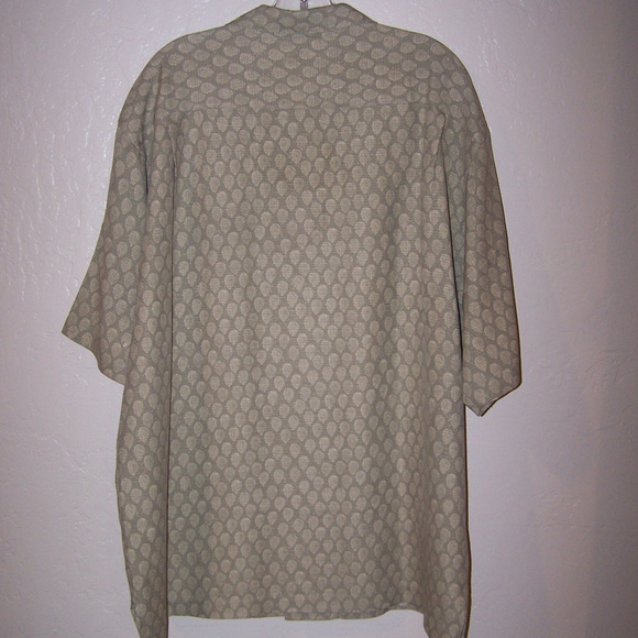 TOMMY BAHAMA 100% SILK HAWAIIAN CAMP SHIRT S2525 - Picture 6 of 7